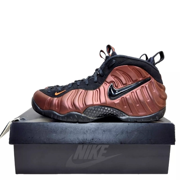 NIKE Air Foamposite Pro IOB Sz 11.5 Hyper Crimson/Black Color Shift 62404-800 - Picture 1 of 14